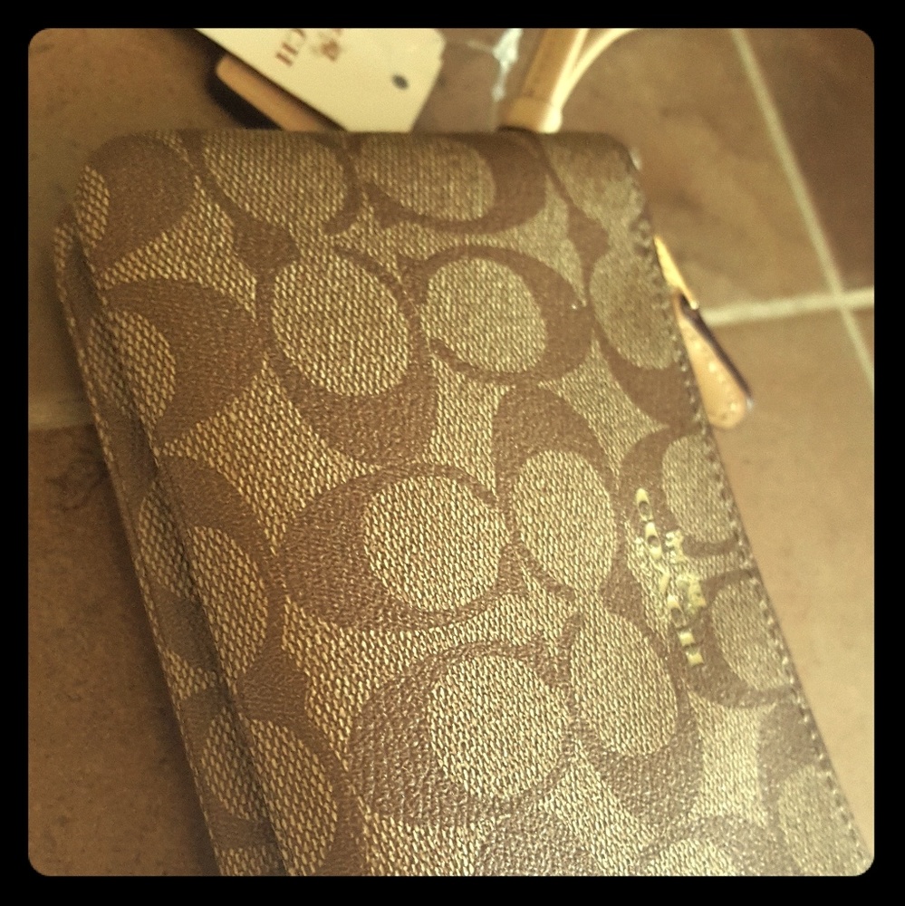 Coach wristlet